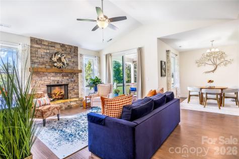376 Windy Acres Knoll Drive Hendersonville NC 28792