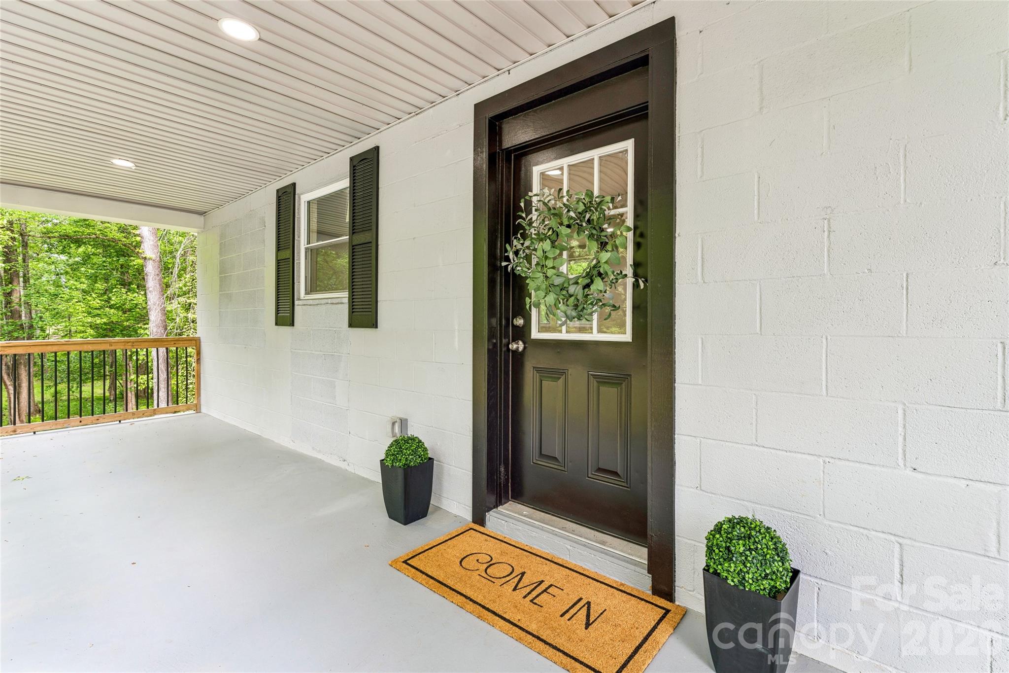 1014 N Mountain Street Cherryville NC 28021