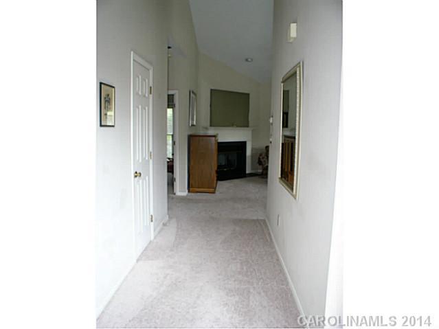 2524 Middlebridge Lane Charlotte NC 28270