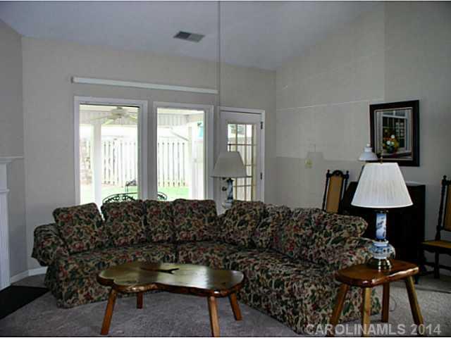 2524 Middlebridge Lane Charlotte NC 28270