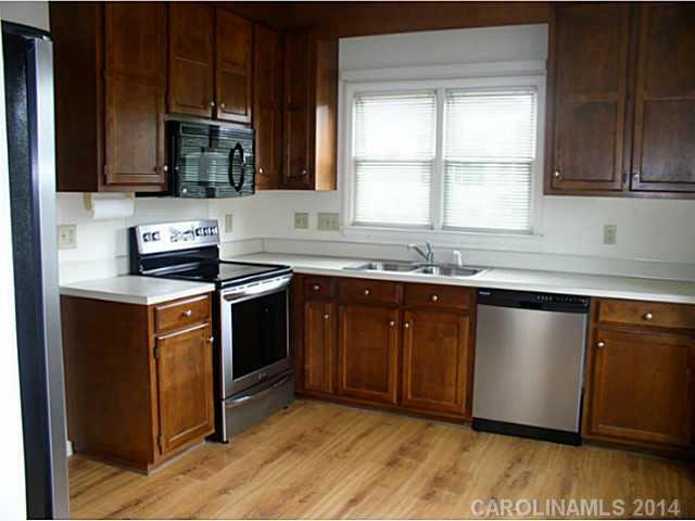2524 Middlebridge Lane Charlotte NC 28270