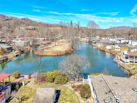 225 Pike Point Waynesville NC 28785