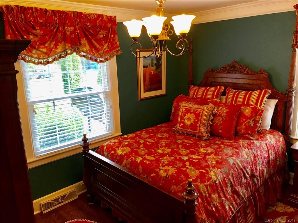 1026 Tennyson Drive Charlotte NC 28208