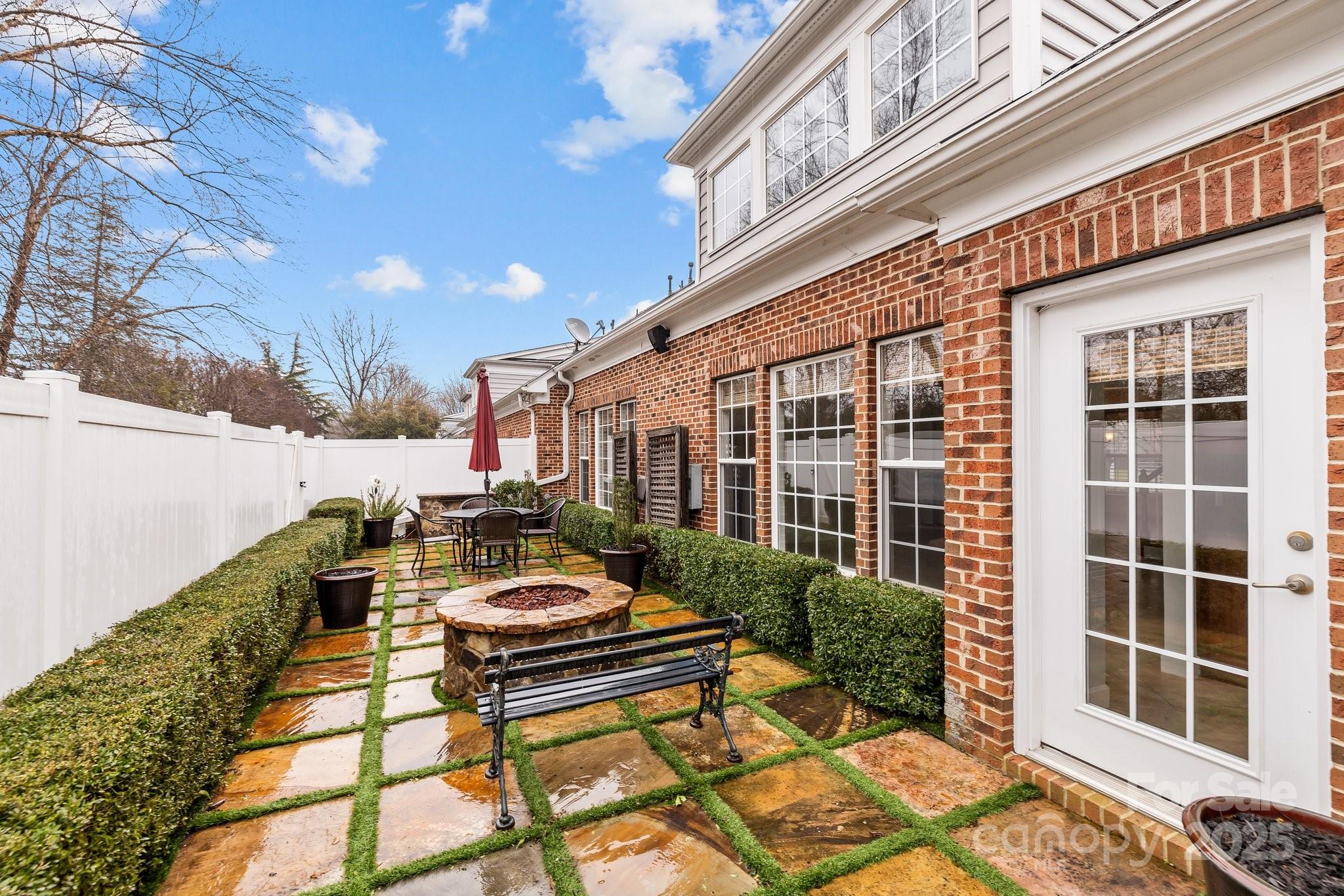 7905 Oratorio Place Charlotte NC 28270