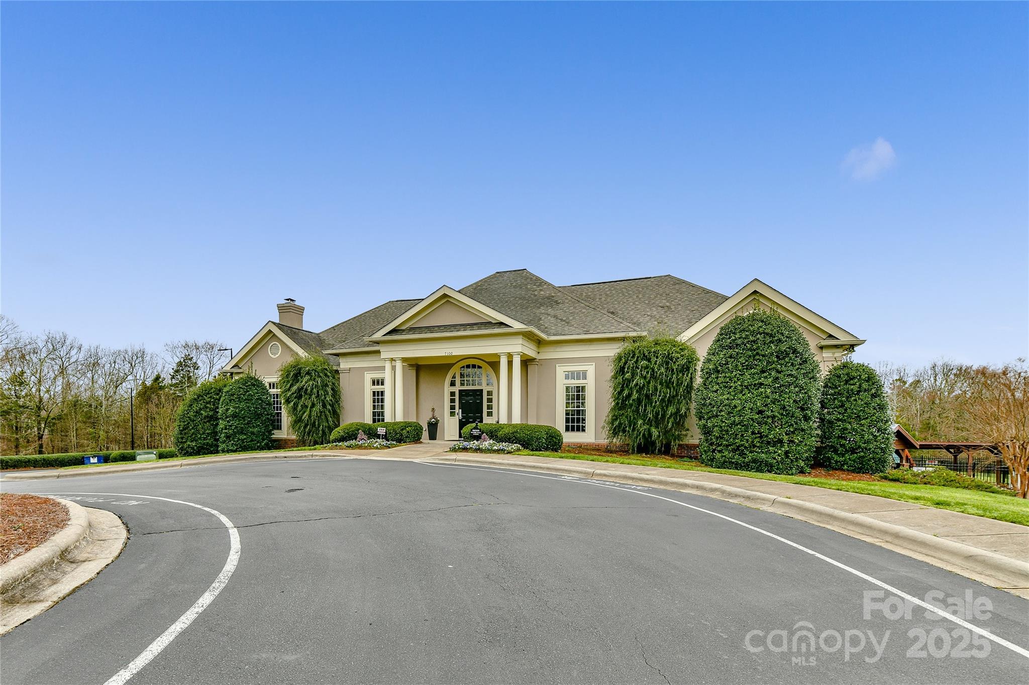 7905 Oratorio Place Charlotte NC 28270