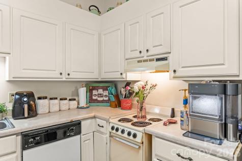 3341 Peniel Road Tryon NC 28782