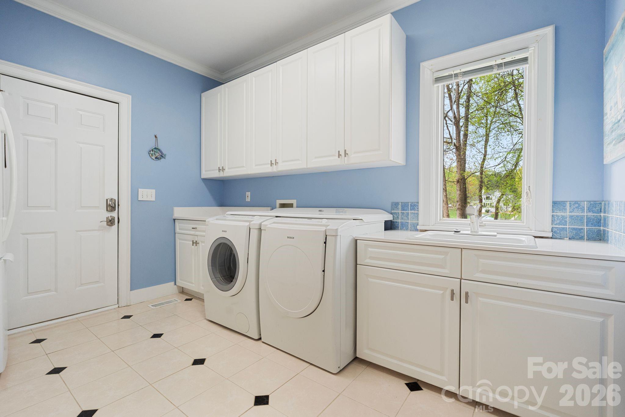 141 Grand Bay Drive Mooresville NC 28117