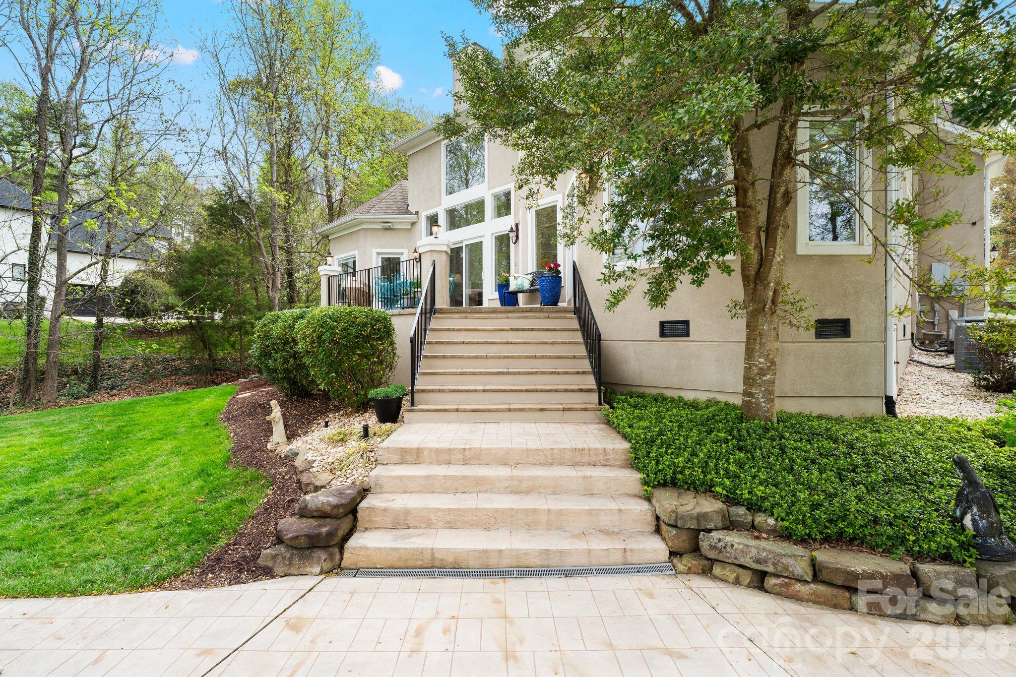 141 Grand Bay Drive Mooresville NC 28117