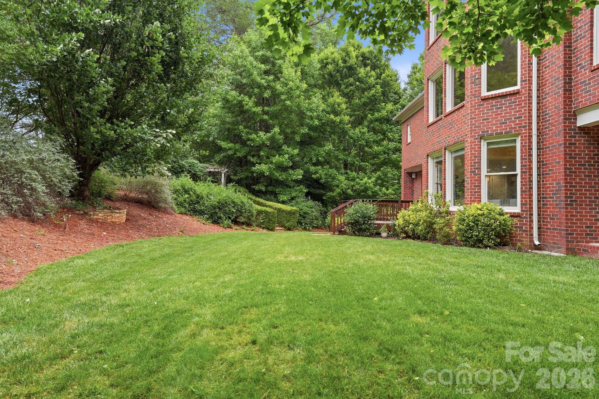 1107 Doverstone Court Matthews NC 28104