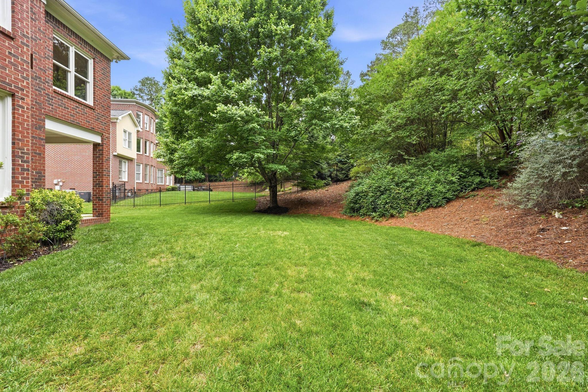 1107 Doverstone Court Matthews NC 28104