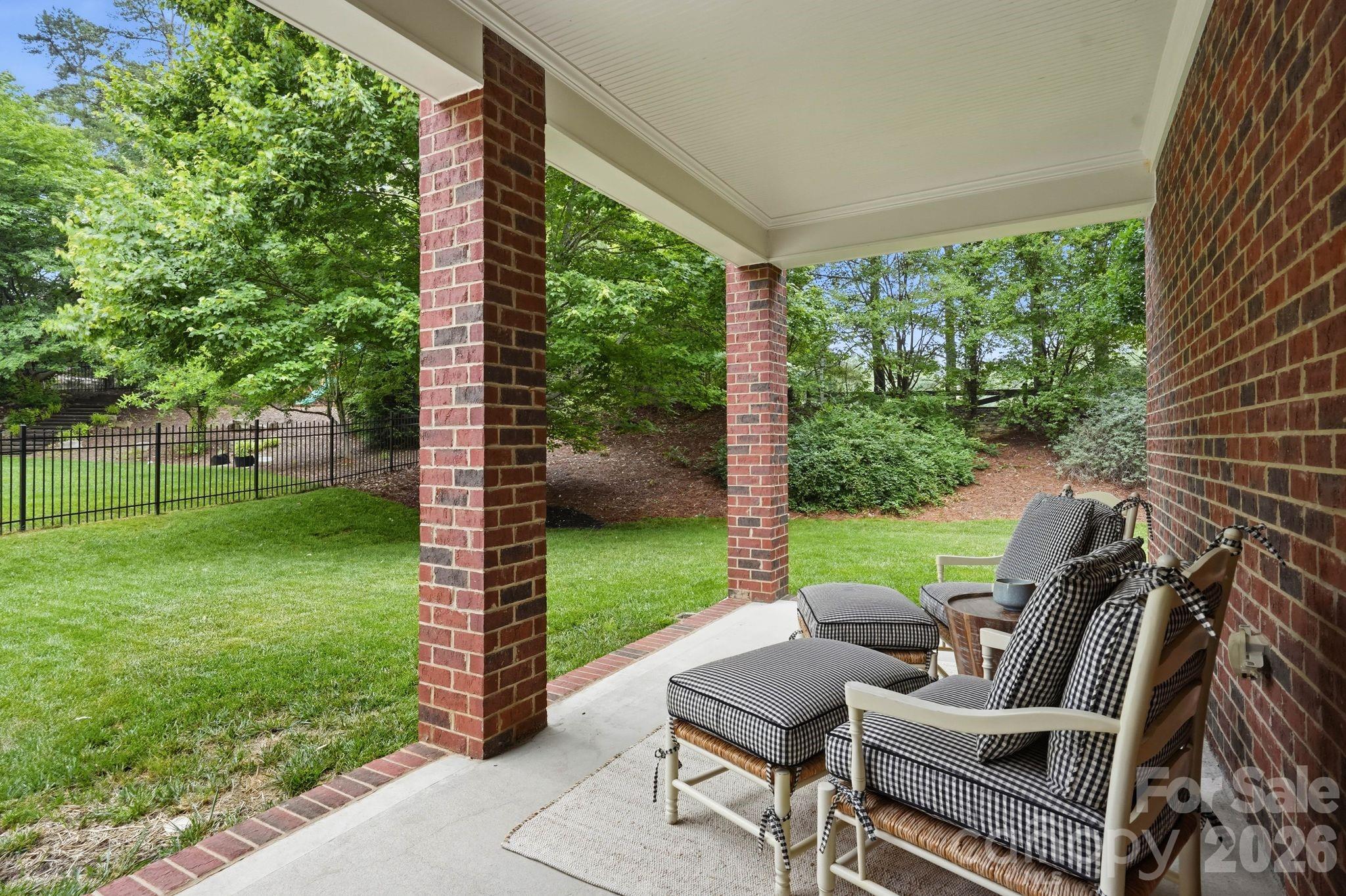1107 Doverstone Court Matthews NC 28104