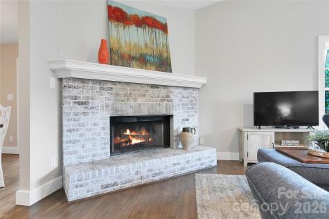 126 Udvawadulisi Court Brevard NC 28712