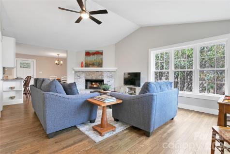 126 Udvawadulisi Court Brevard NC 28712