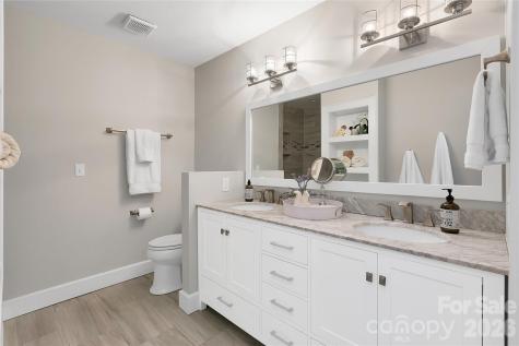 126 Udvawadulisi Court Brevard NC 28712