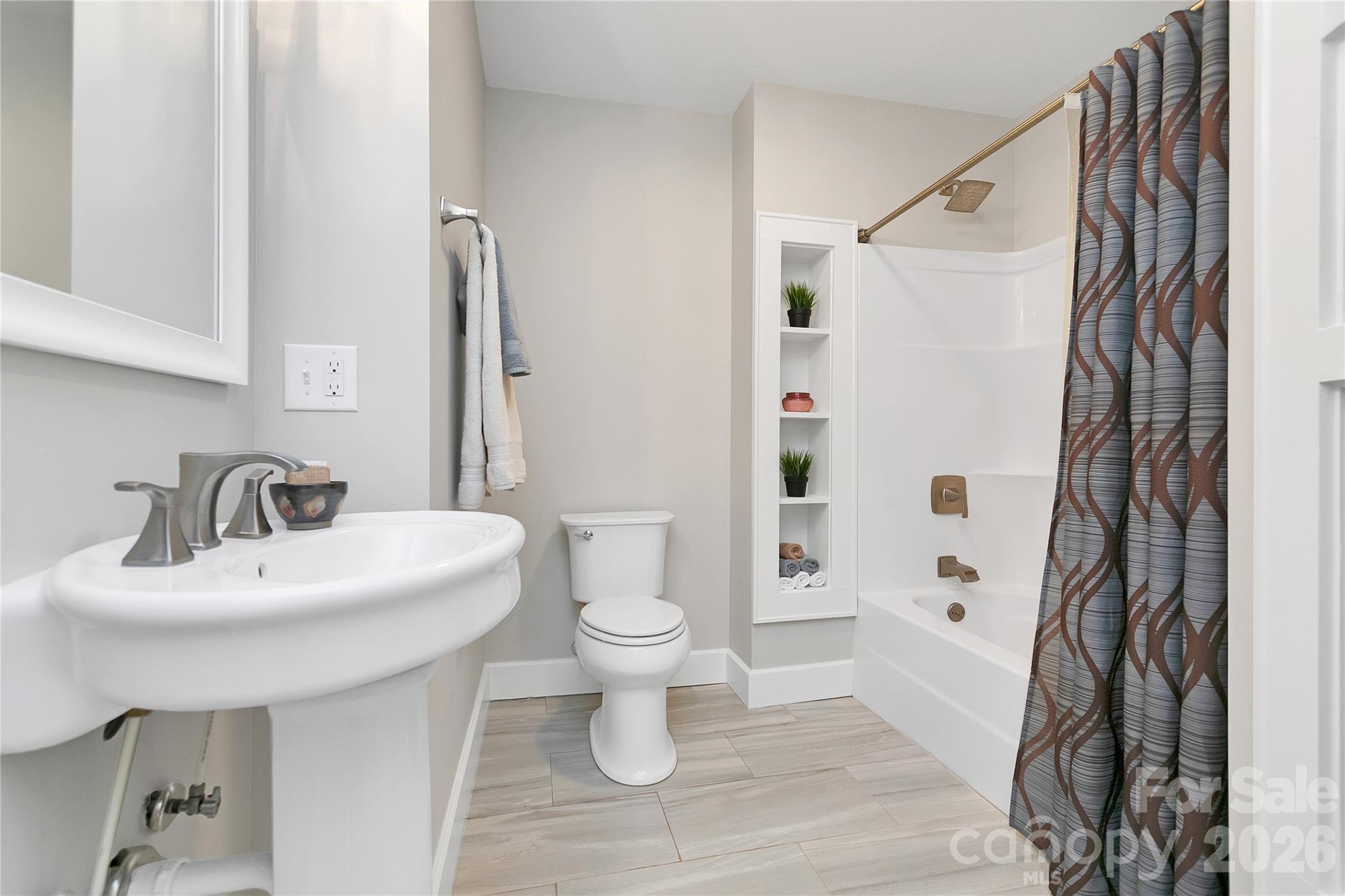 126 Udvawadulisi Court Brevard NC 28712