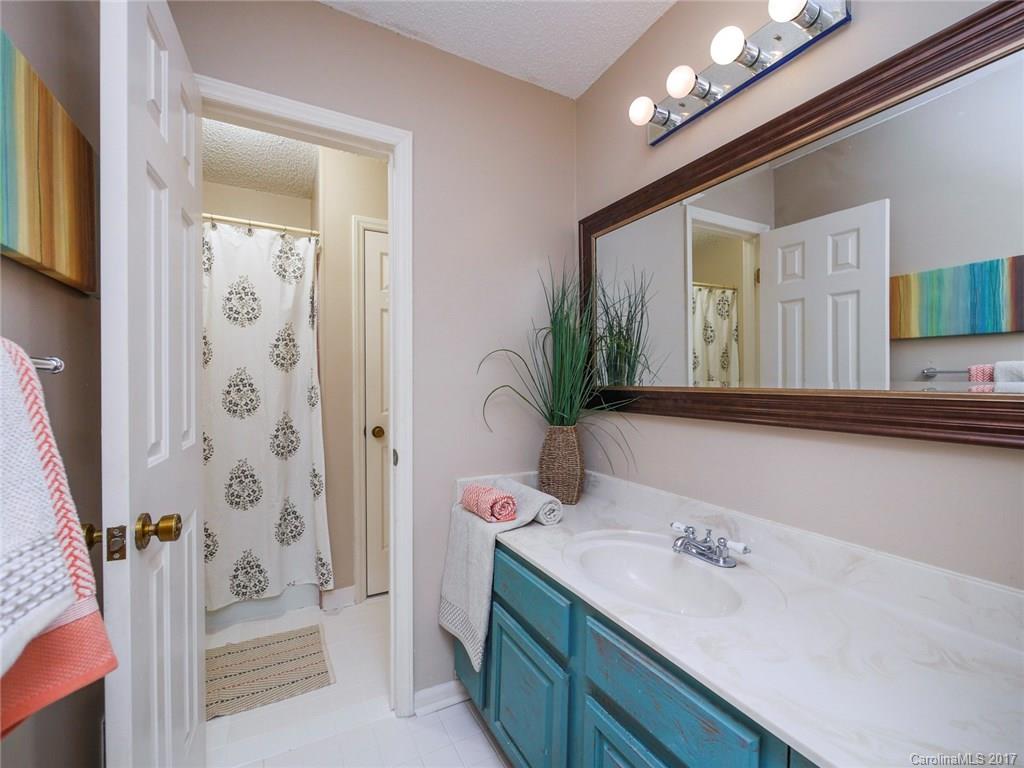 633 Bellows Lane Charlotte NC 28270