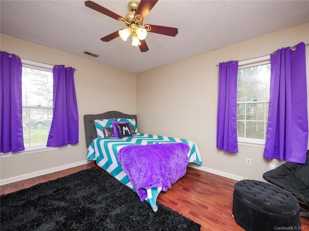 633 Bellows Lane Charlotte NC 28270