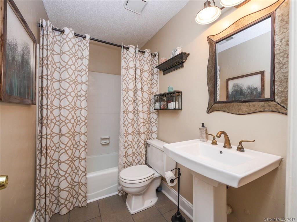 633 Bellows Lane Charlotte NC 28270