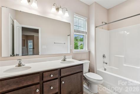 717 Laurel Oaks Court Fort Mill SC 29715