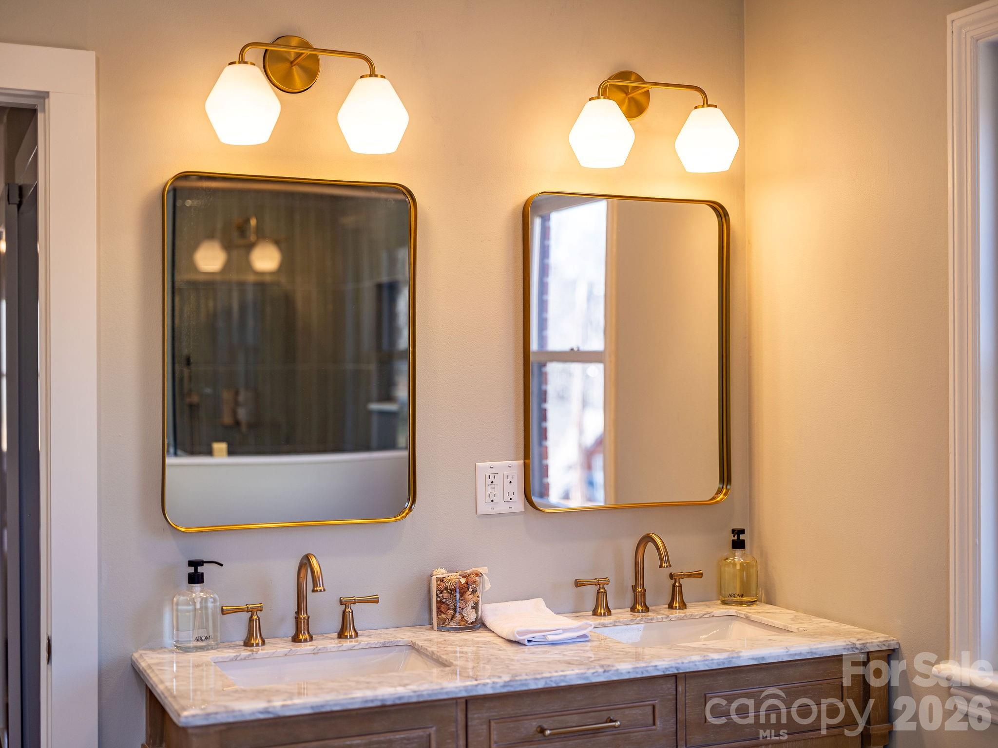 55 Cisco Road Asheville NC 28805