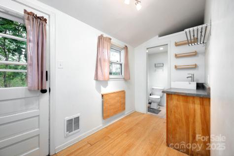 100 West Street Asheville NC 28801