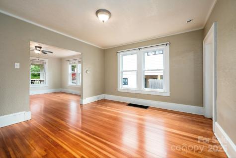 100 West Street Asheville NC 28801