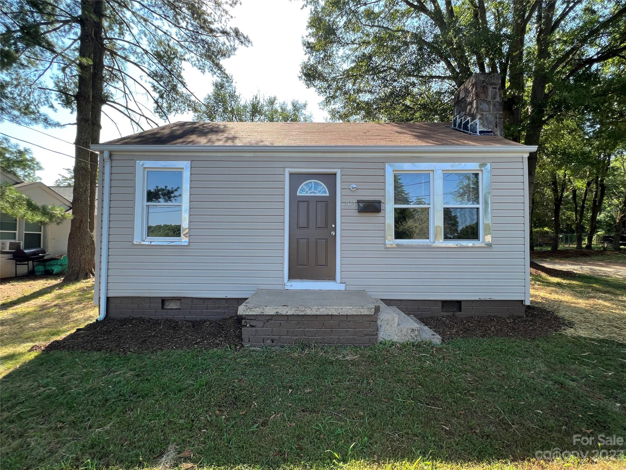 304 19th Street SW Hickory NC 28602