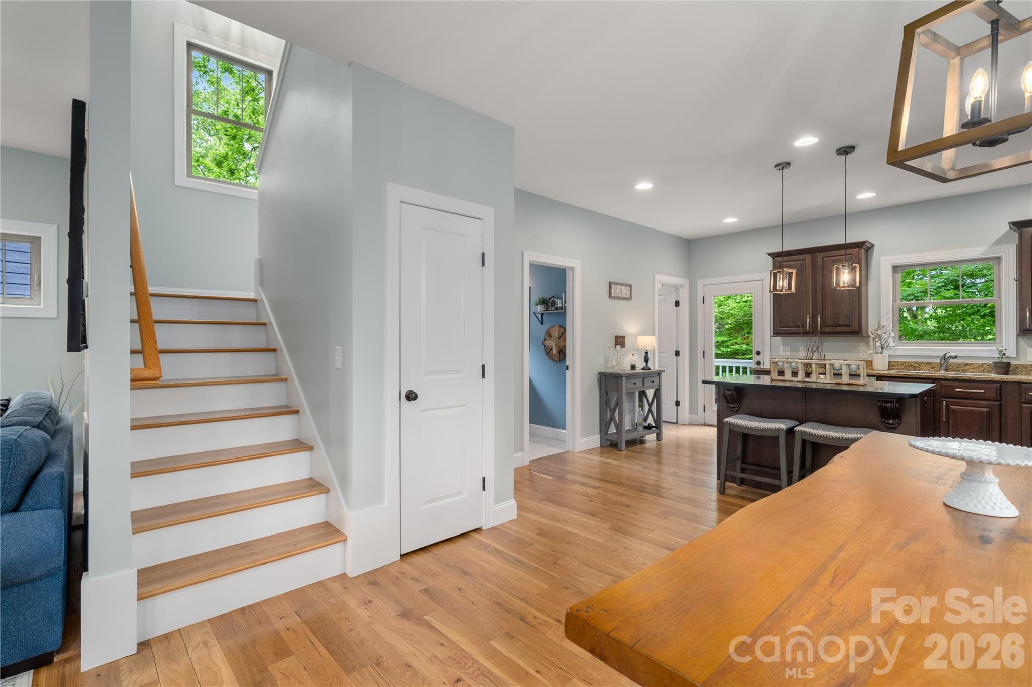 221 Courtland Place Asheville NC 28801