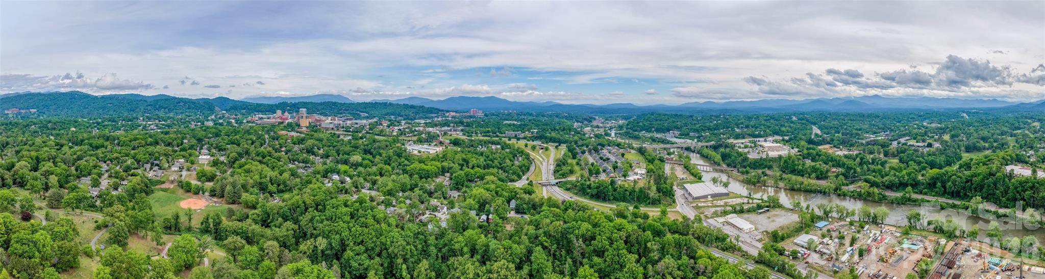 221 Courtland Place Asheville NC 28801