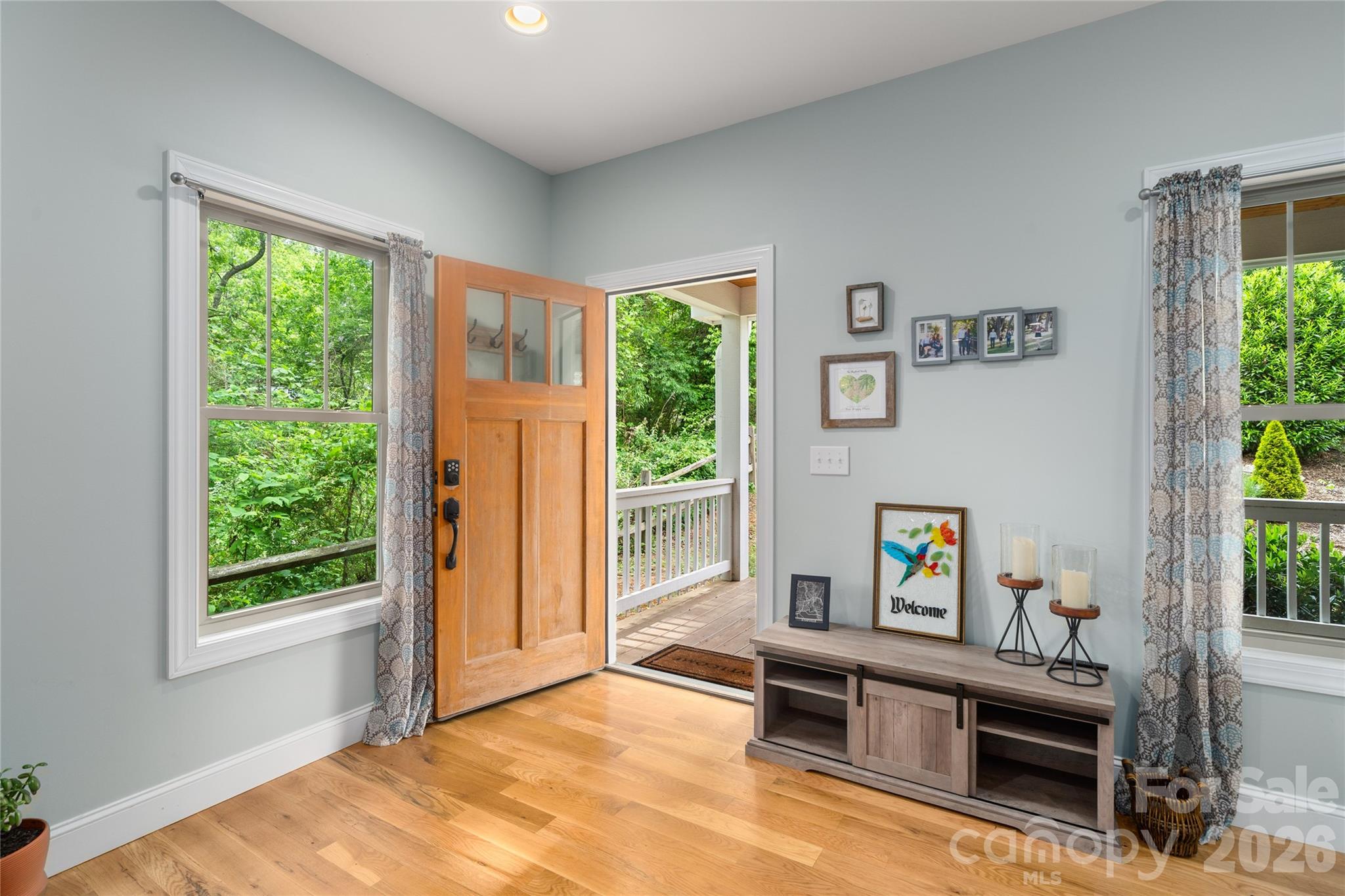 221 Courtland Place Asheville NC 28801