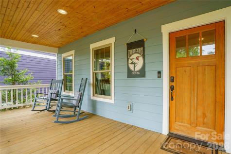 221 Courtland Place Asheville NC 28801