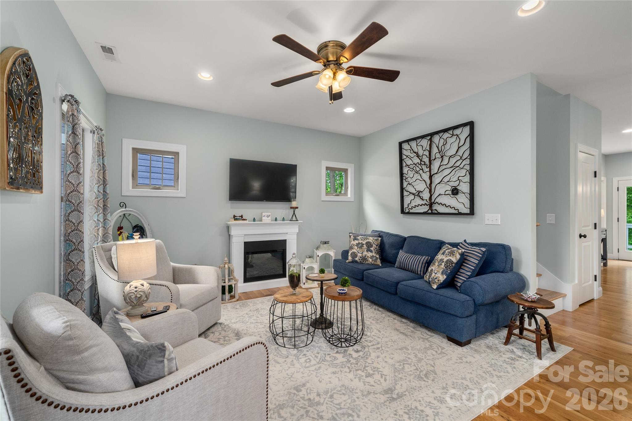 221 Courtland Place Asheville NC 28801
