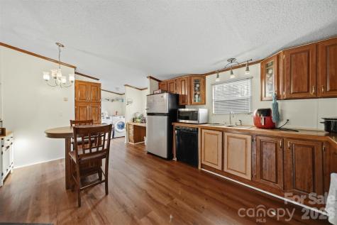 109 10th Street NE Hildebran NC 28637