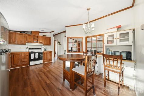 109 10th Street NE Hildebran NC 28637