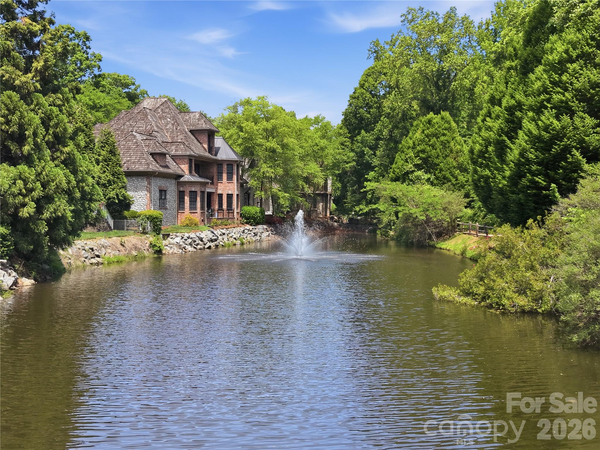 2418 La Maison Drive Charlotte NC 28226