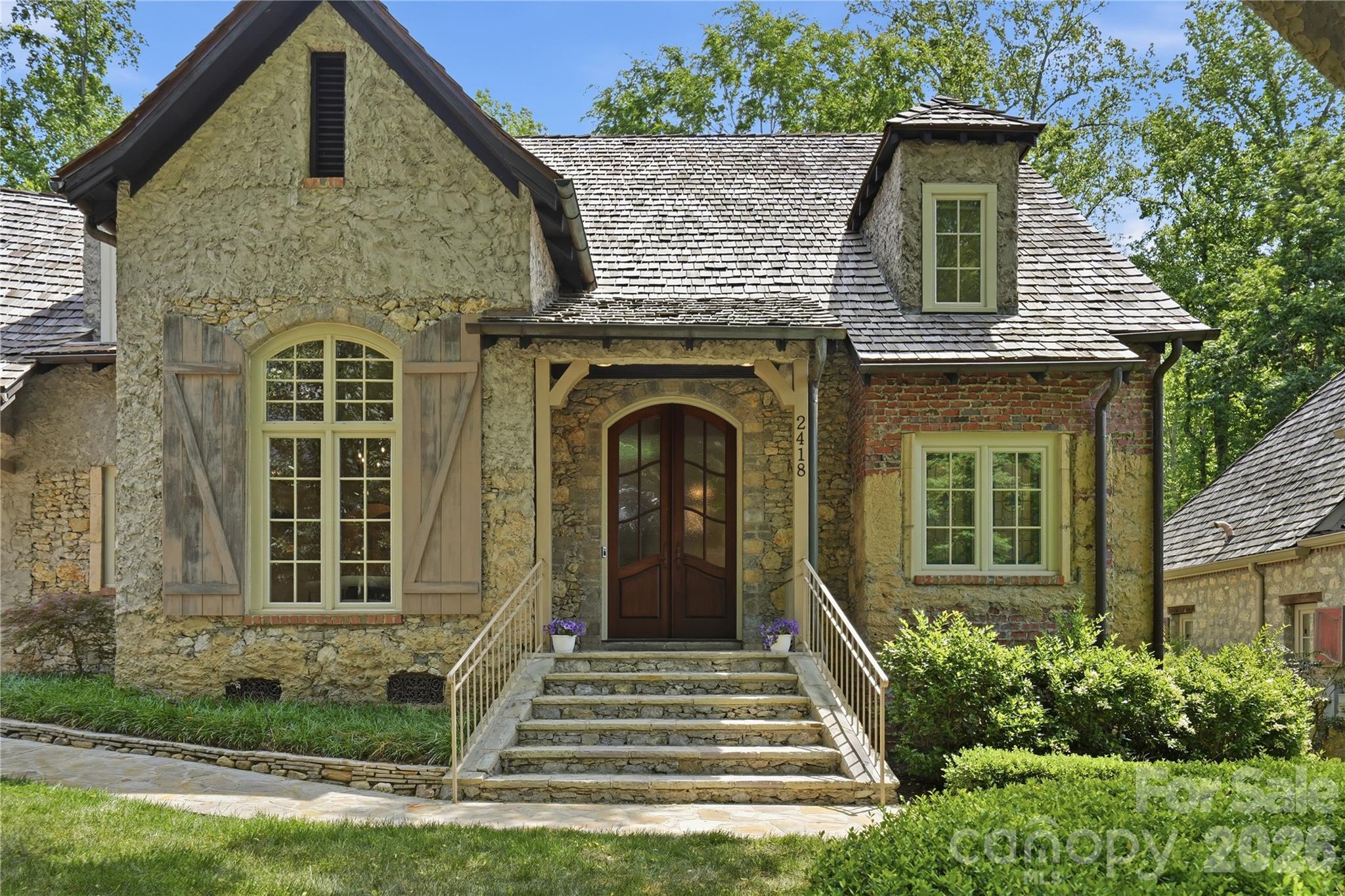 2418 La Maison Drive Charlotte NC 28226