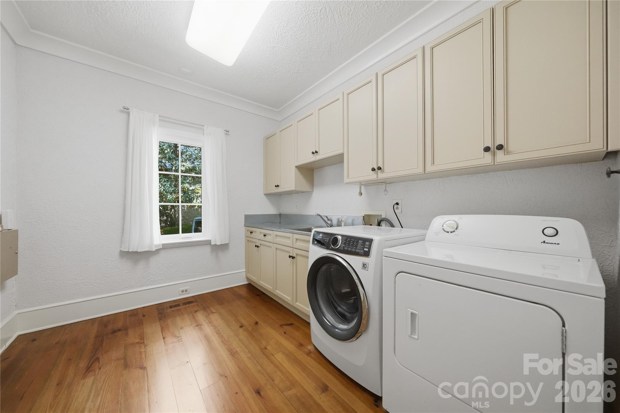 2418 La Maison Drive Charlotte NC 28226