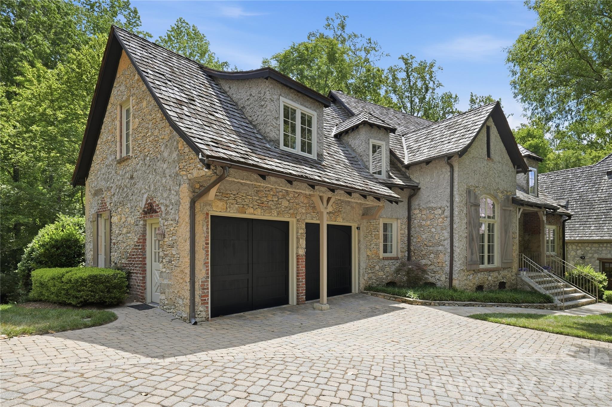2418 La Maison Drive Charlotte NC 28226