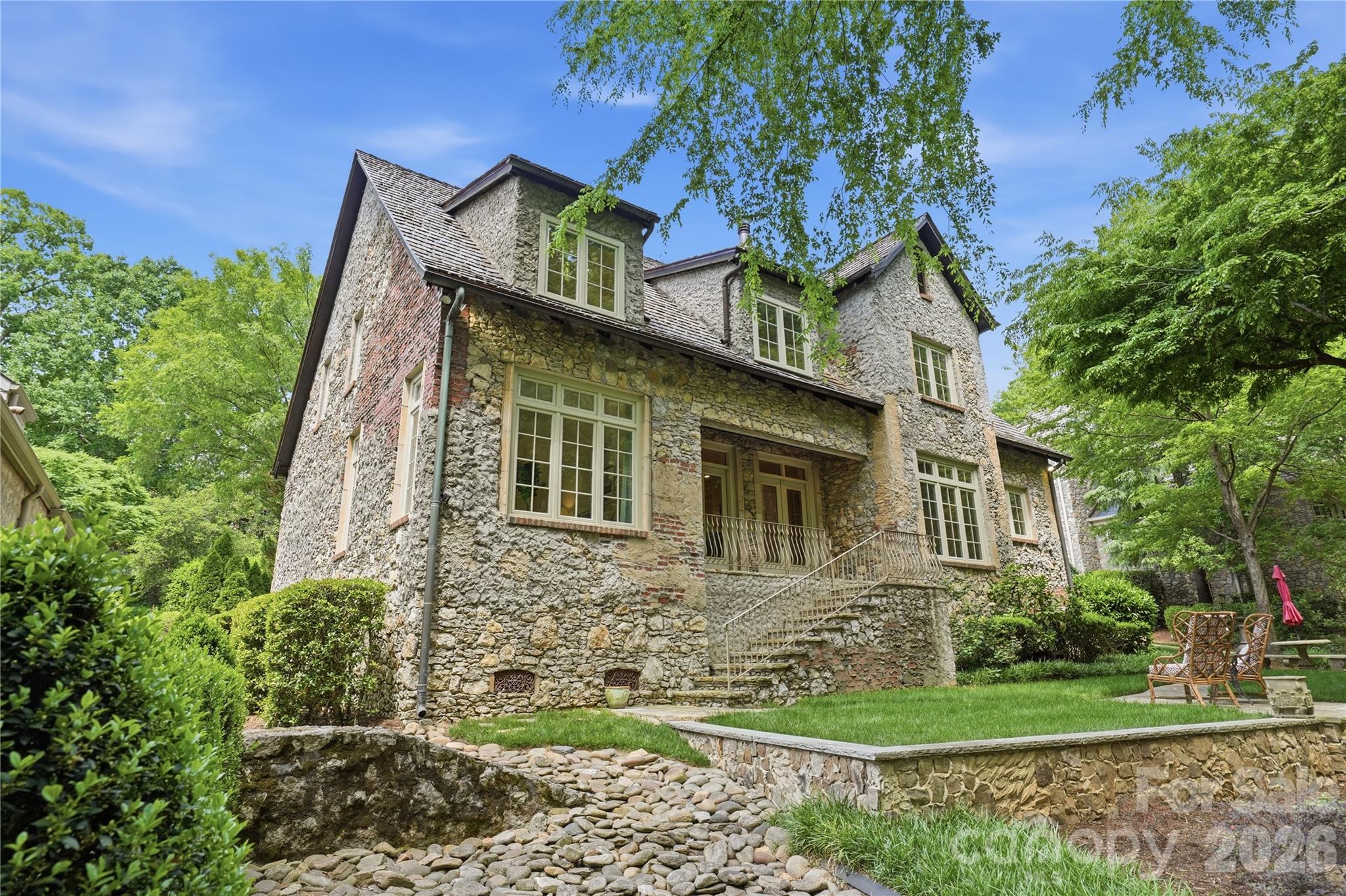 2418 La Maison Drive Charlotte NC 28226