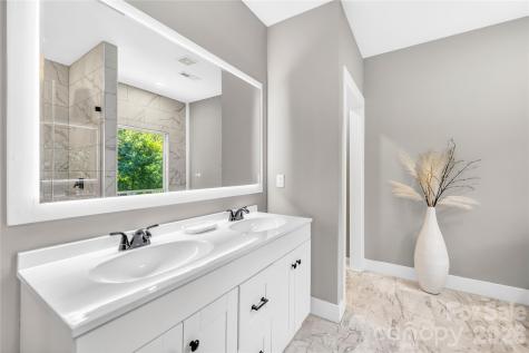 2101 Highland View Lane Charlotte NC 28214