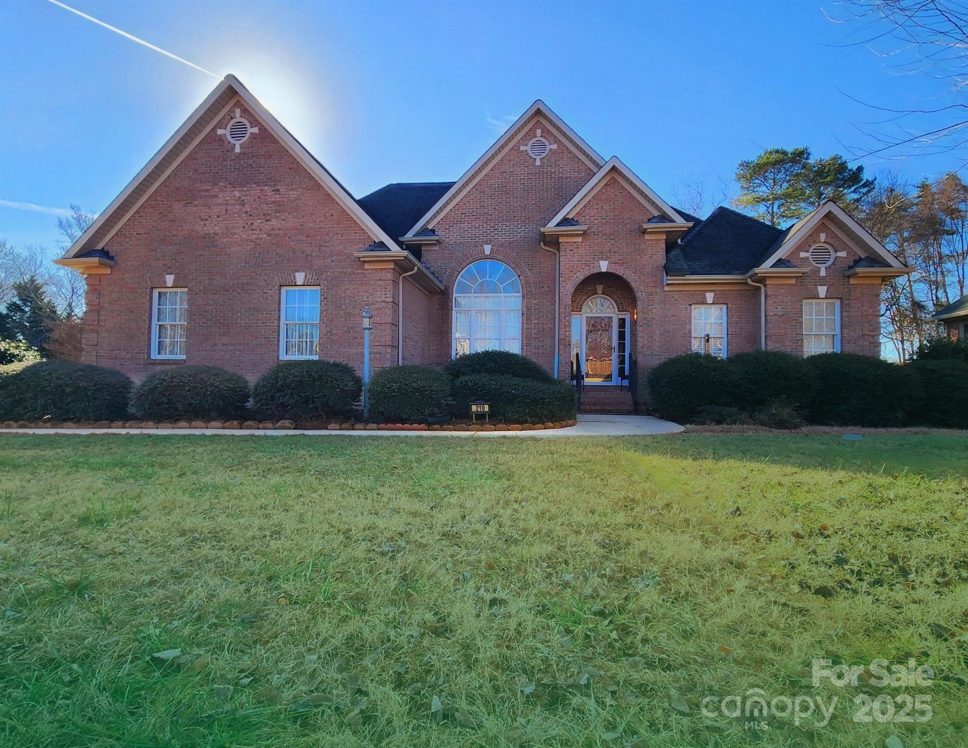 210 Classic Court Mount Holly NC 28120