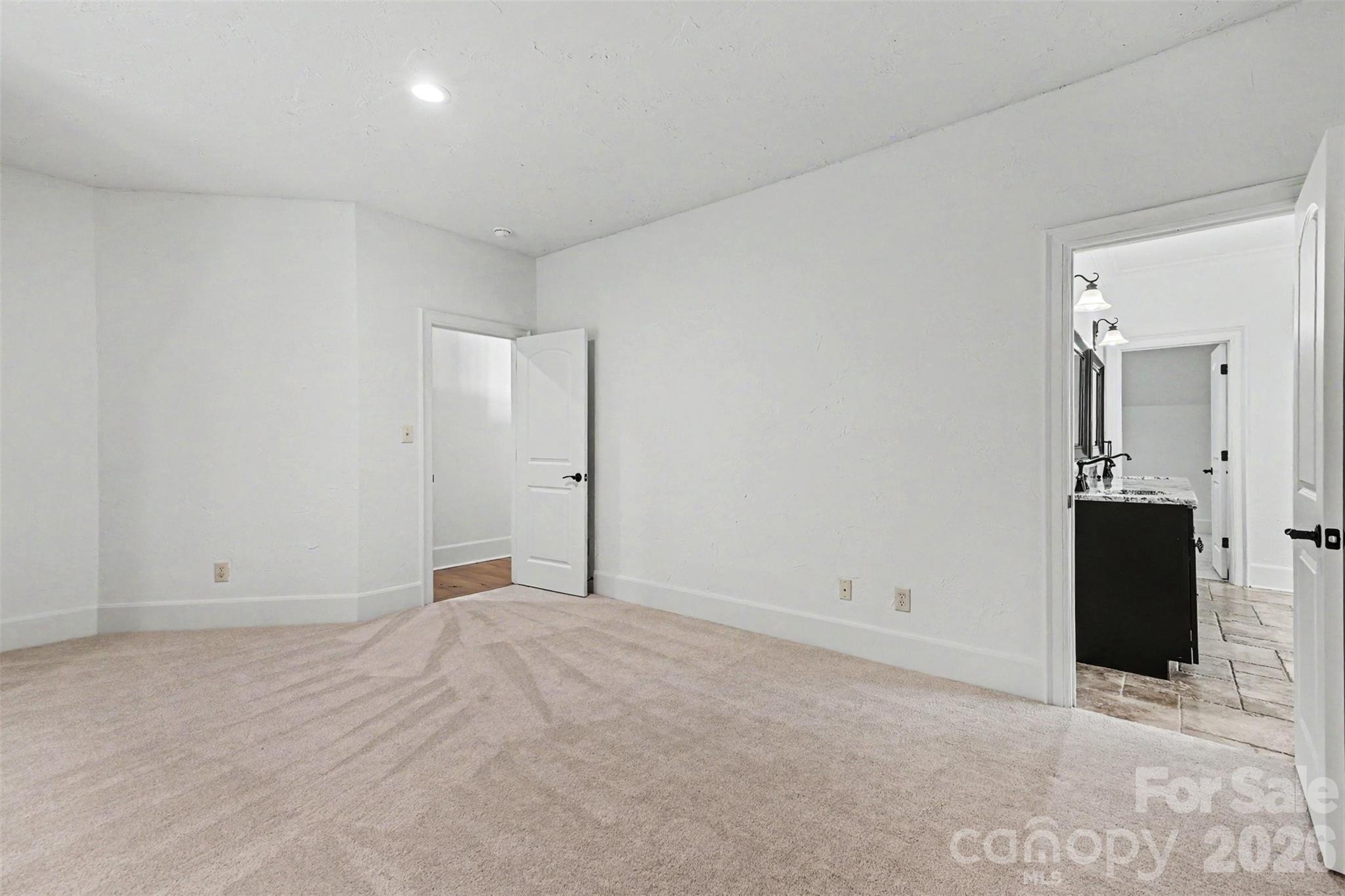 703 Sainte Rose Lane Charlotte NC 28226