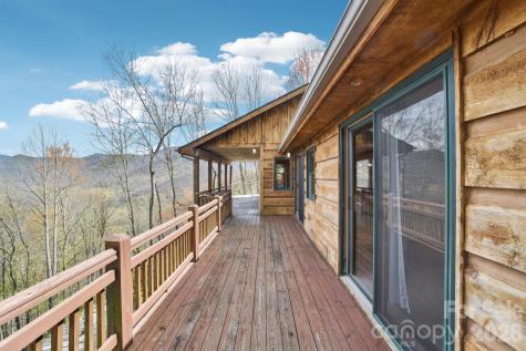 1426 Setzer Cove Road Maggie Valley NC 28751