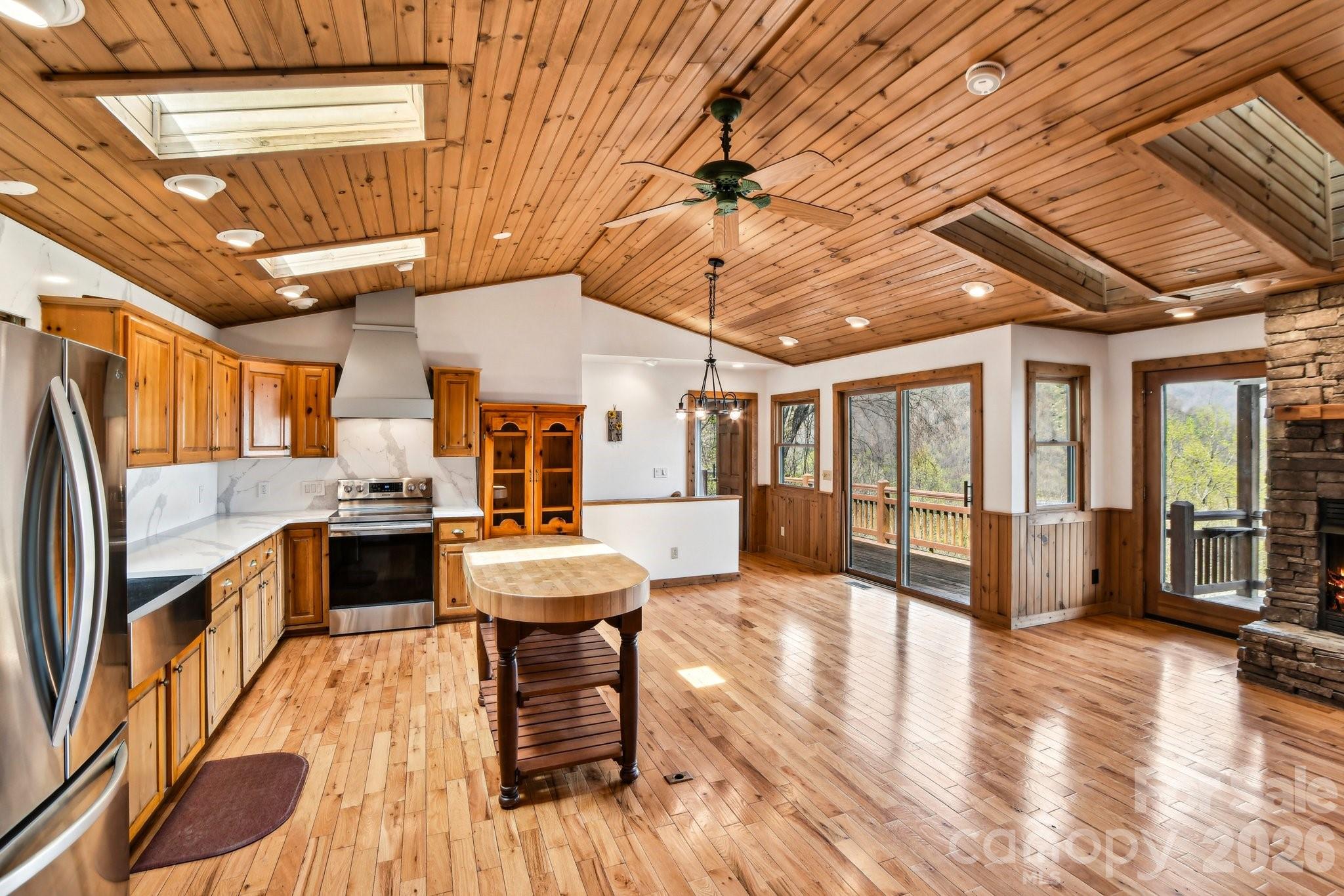1426 Setzer Cove Road Maggie Valley NC 28751