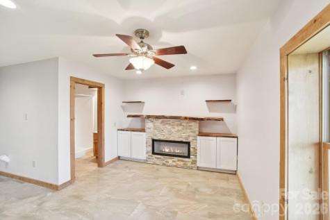 1426 Setzer Cove Road Maggie Valley NC 28751
