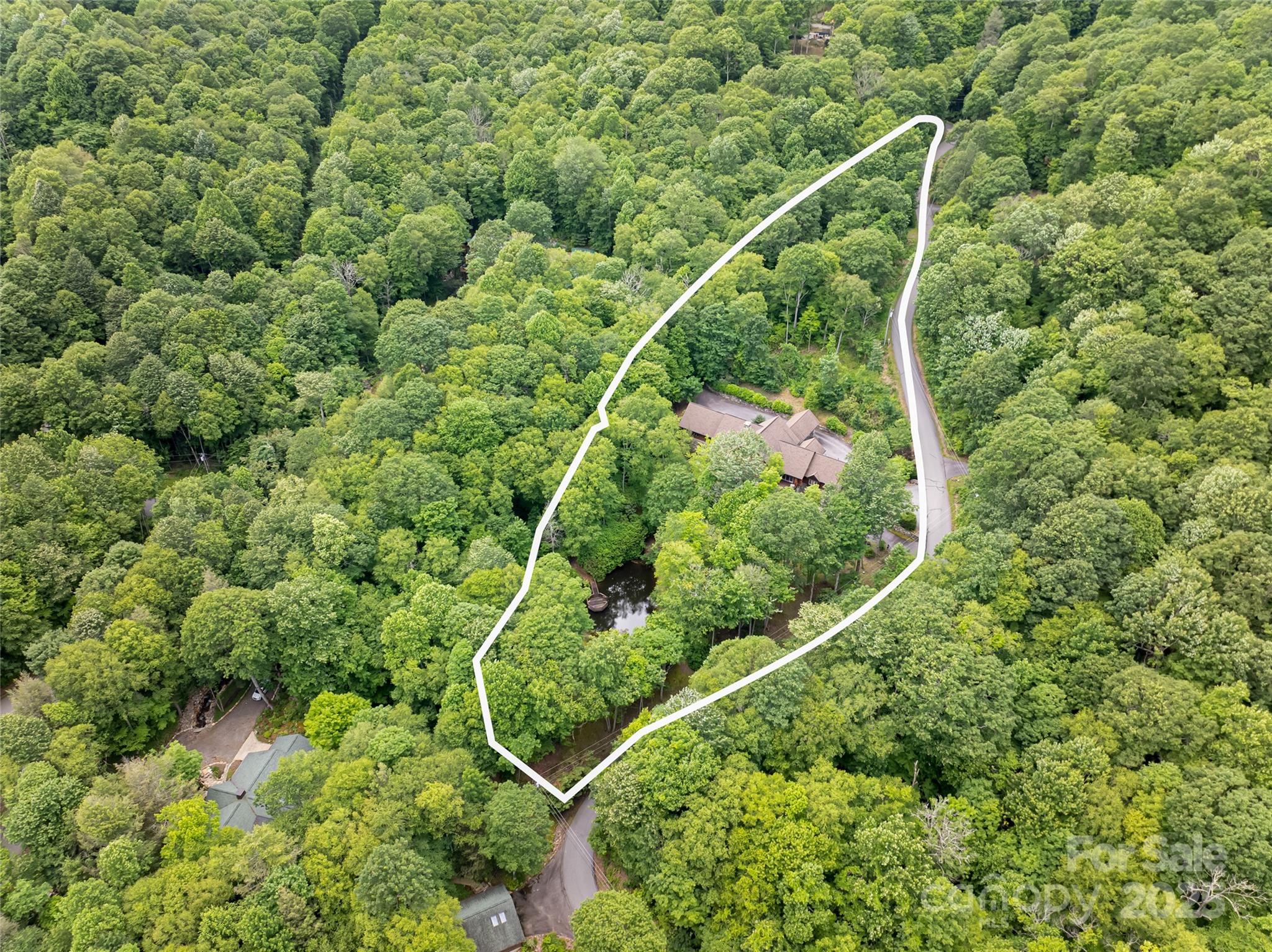 303 Flying Hawk Trail Waynesville NC 28786
