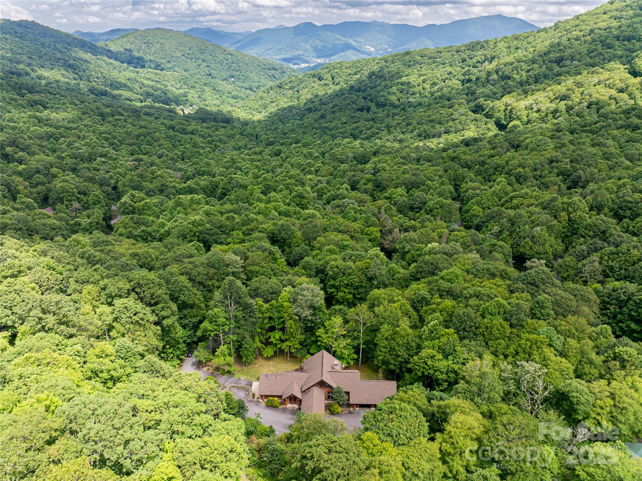 303 Flying Hawk Trail Waynesville NC 28786