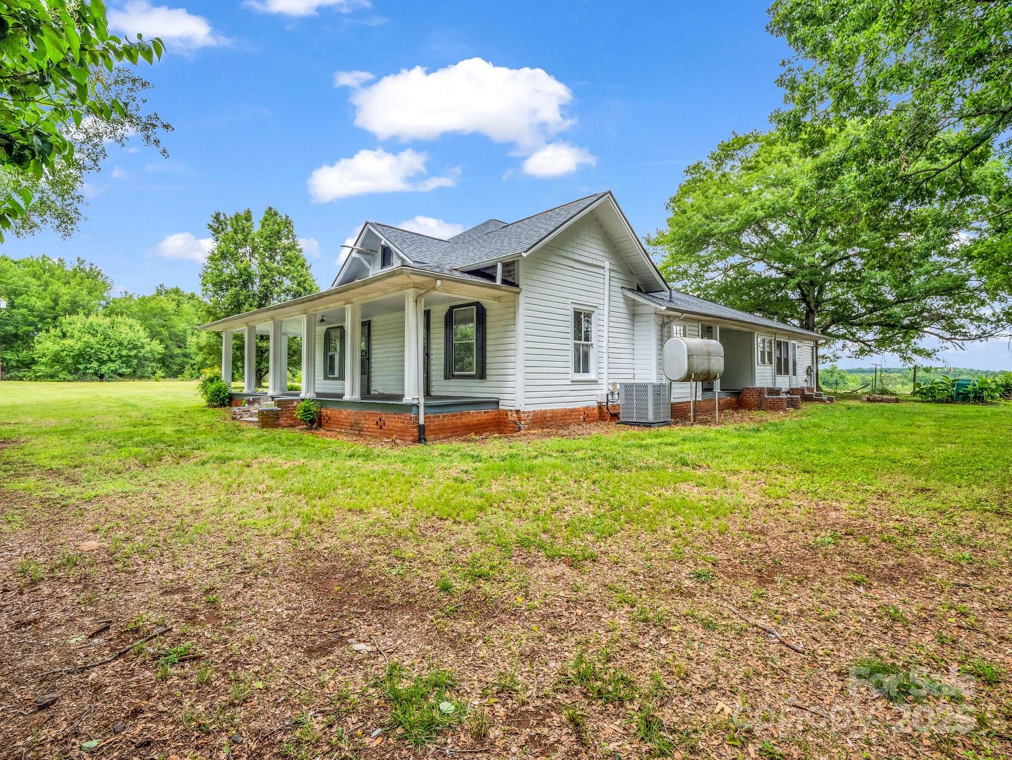 226 Dobbins Road Ellenboro NC 28040