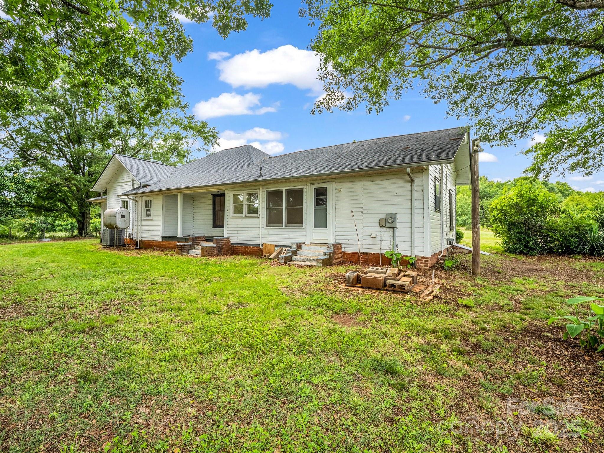226 Dobbins Road Ellenboro NC 28040