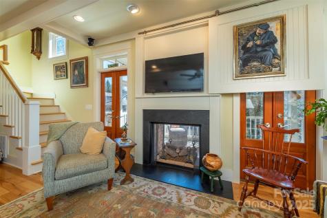 9 Lake Avenue Black Mountain NC 28711